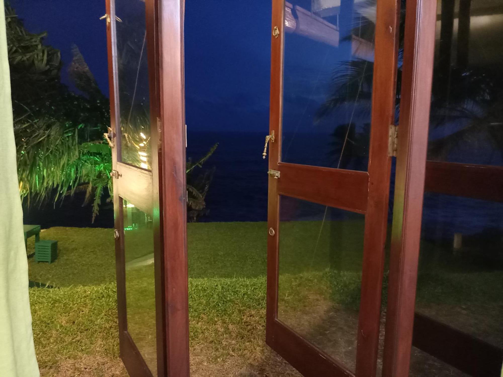 London Villa Secret Beach 米瑞莎 外观 照片